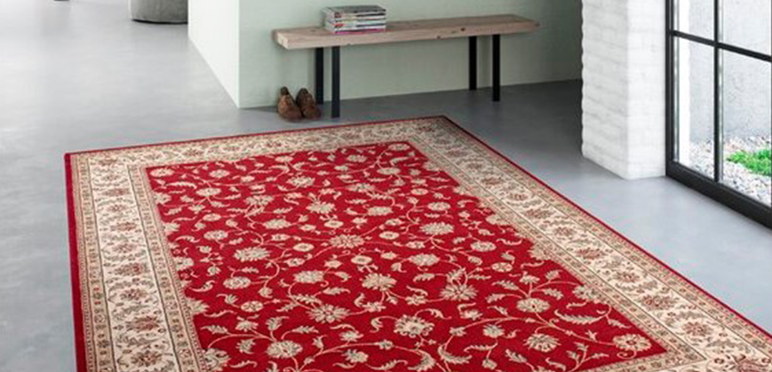 Rood oosters tapijt
